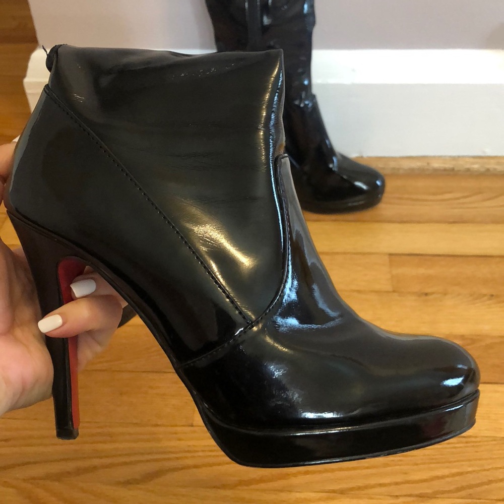 Boots - Picture 3 of 8